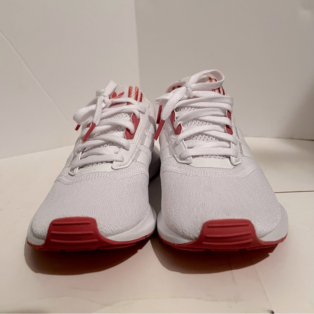 Women’s Adidas Originals Swift Run X W Sneakers, White/Pink, Size 6 1/2 - Picture 6 of 13